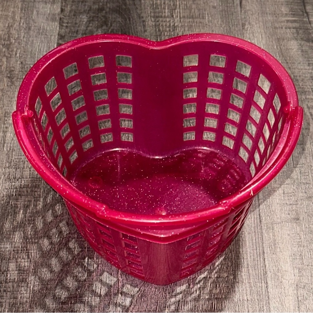 💞 Magenta Pink Glitter Heart Shaped Basket With Handle